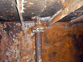 RUST GRIP - Corroded Pipe and Tunnel